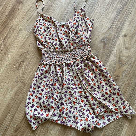 Papaya Other - Summer Romper from PAPAYA (Size Small)